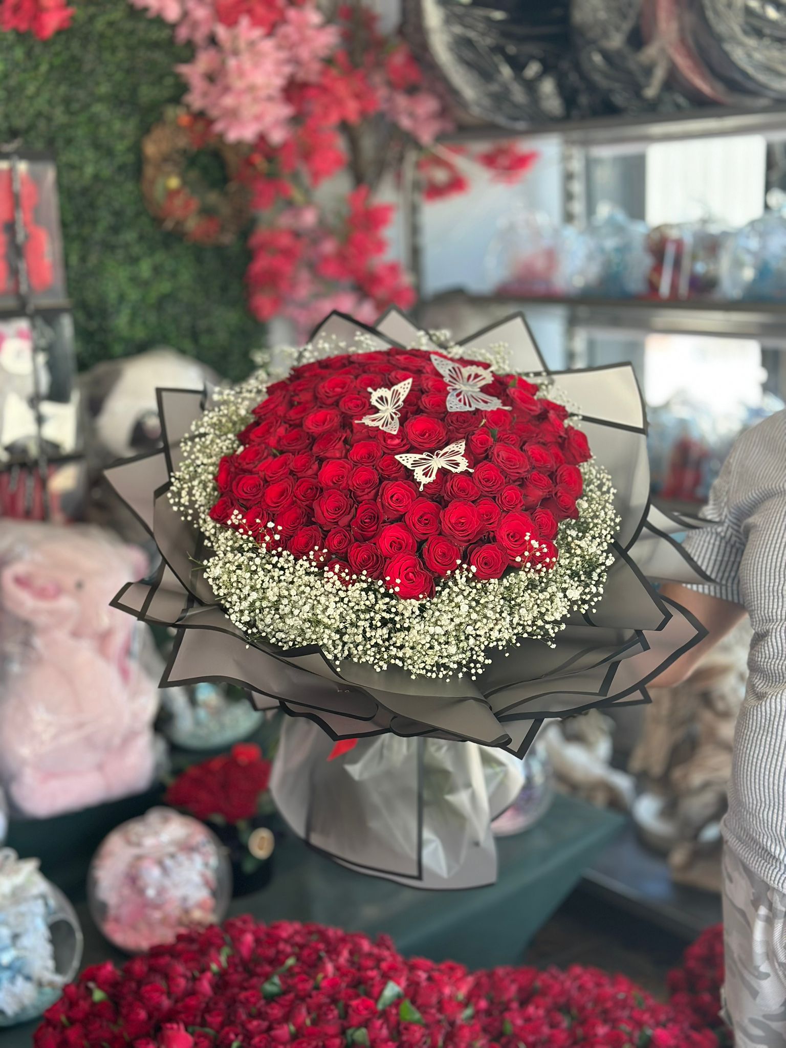 100 Adet Kırmızı Gül Buketi